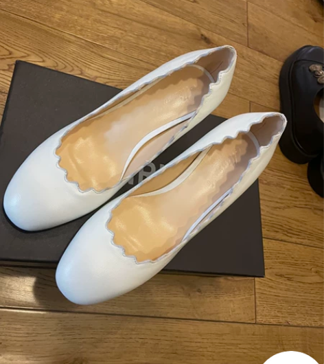 波浪纹白色小皮鞋单鞋中跟 34码全新 感兴...