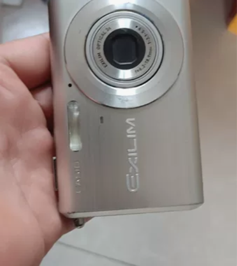 卡西欧z60 功能正常，成色自己看图屏幕有...
