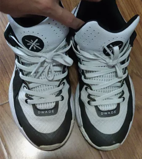 李宁全城5 篮球鞋  43码 成色中上 大...