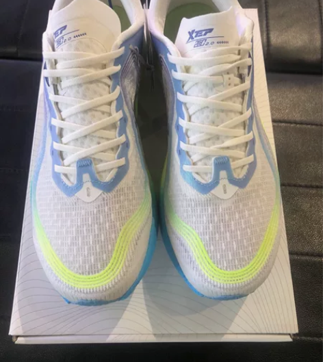 特步260/2.0跑鞋 帆白/北卡蓝 39...