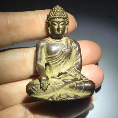 售，赔钱出）乡下收来的老物件纯铜释迦牟尼小...