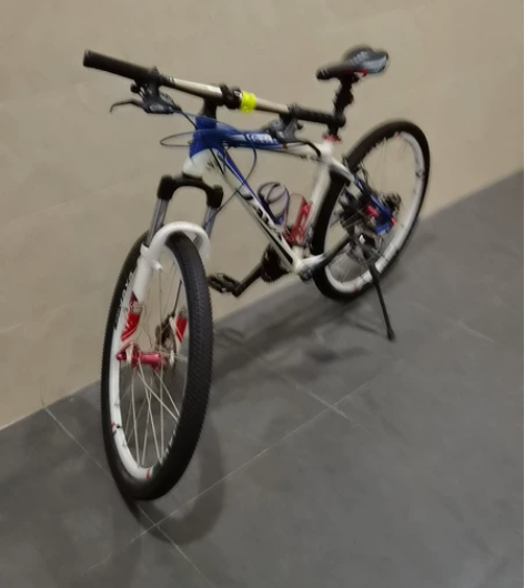 java26寸山地车，车架16寸，适合16...