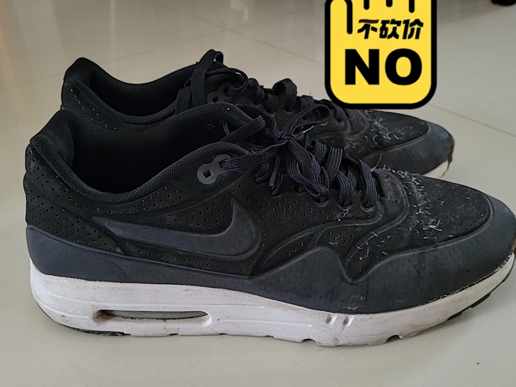 成色如图,闲置了, 耐克板鞋。不正白送