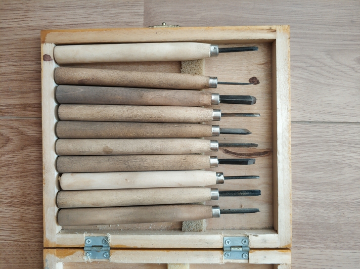 木雕刀,老爹以前用过的,现在闲置