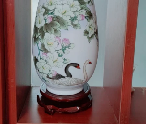 瓷器店不开 忍痛包邮低价处理  花瓶摆件陶...