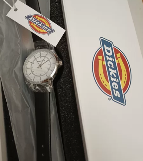 Dickies 手表  原盒也在 全新 试...