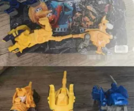 变形金刚领袖的挑战，大黄蜂正品 变形金刚救...