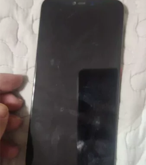 小米8透明探索版，修屏幕遇到个“大神”！！...