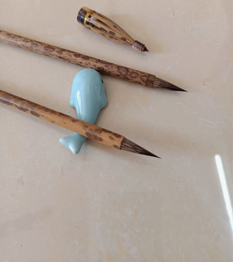 纯黑尖紫毫小楷，出锋2.6厘米口径0.75...