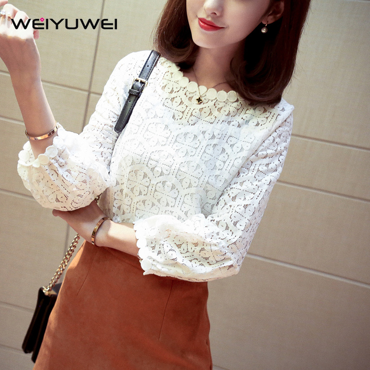 春秋新款灯笼袖打底衫 大码蕾丝衫镂空短款全新