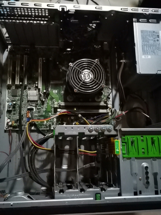 惠普主机一套，配置如下：