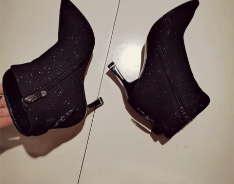 在意尔康实体店买的，当时买的是新款599，...