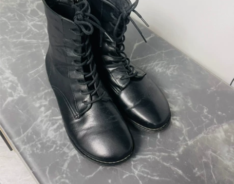 欧洲站新款女鞋圆头短靴低跟英伦风系带中筒马...