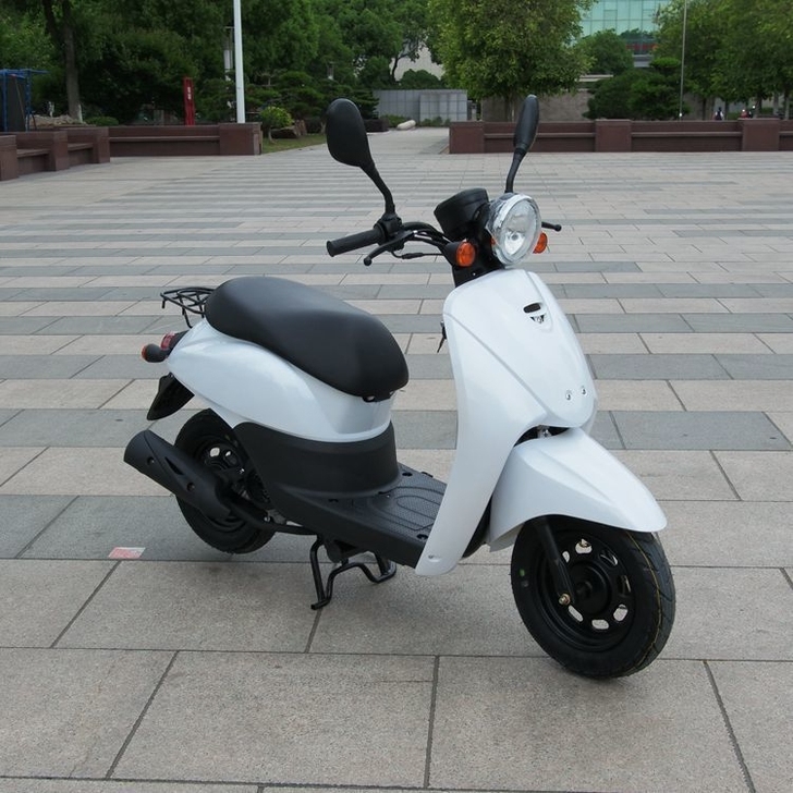 全新国四甲虫款摩托车。可上牌。