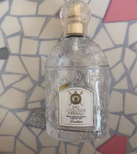 娇兰帝王之水古龙余量Kong 有喜欢的私聊...