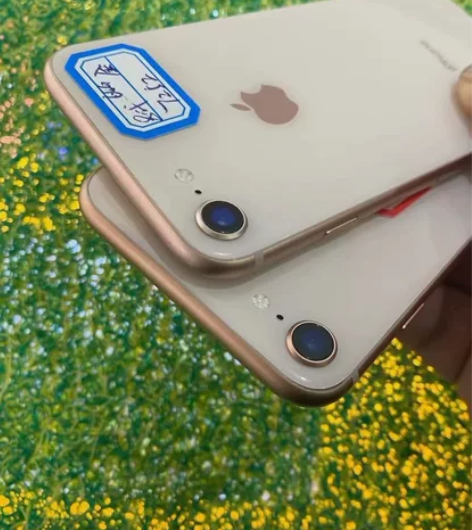 二手苹果8 iPhone8 小8 移动联通...