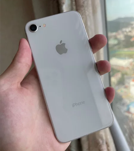 iPhone8 稀有白色性价比高，苹果8指...