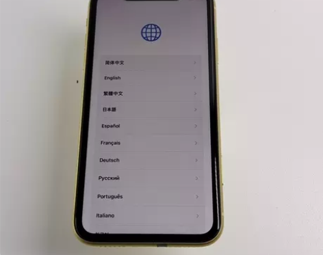 ?95新Apple iPhone 11 6...