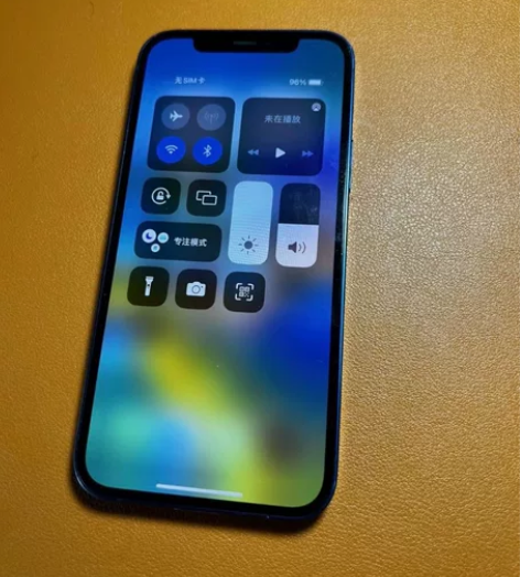 苹果12国行128蓝色 机型概述： iPh...