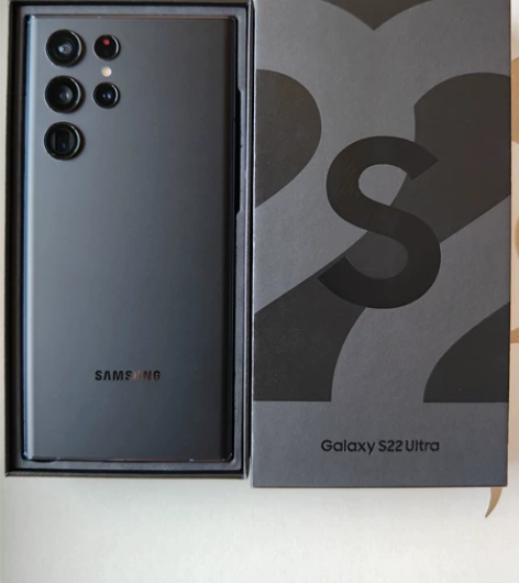 三星S22 Ultra 12+256  黑...