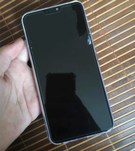 出二手vivoy85黑色 4+64G指纹+...