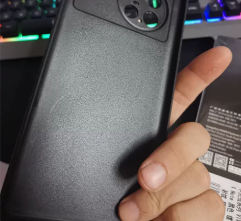 卖两个vivo x note 手机壳，一个...