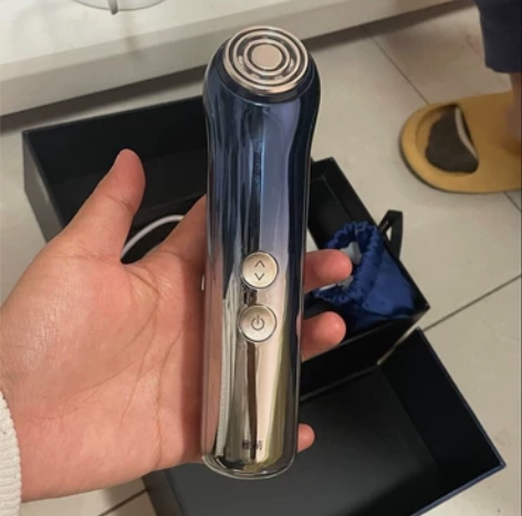 雅萌ace pro美容仪，正品行货，送一瓶...