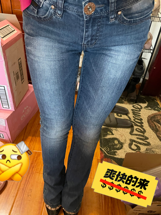 牛仔裤低价卖，穿过几次，160，版型很好