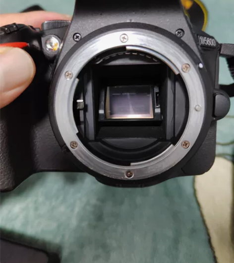 尼康D5600自己用的，保护的很好，外观没...