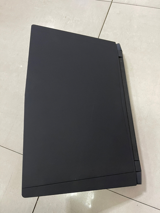 出一个奇葩笔记本 战神ZX7 I5-960...
