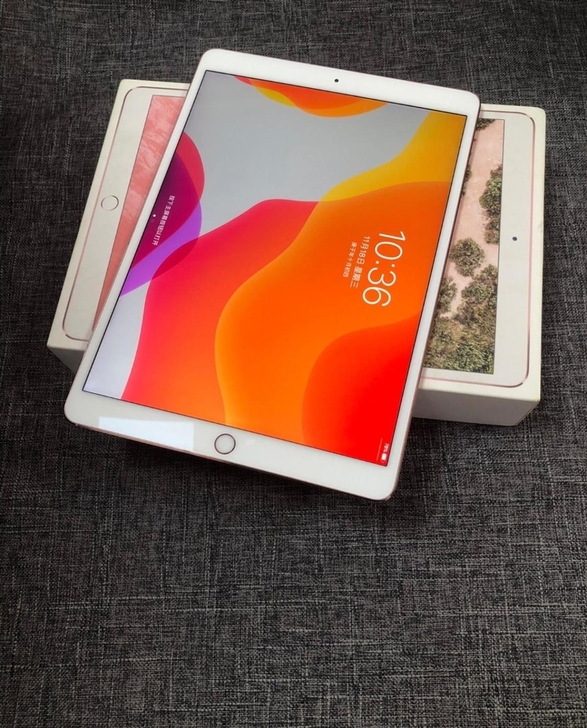 iPad7代2019款128G内存10.2...