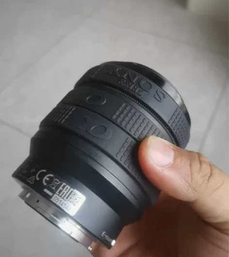 索尼28-70镜头 成色95新，镜片完美，...
