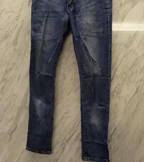 牛仔裤男修身 29-30码 感兴趣的话点“...