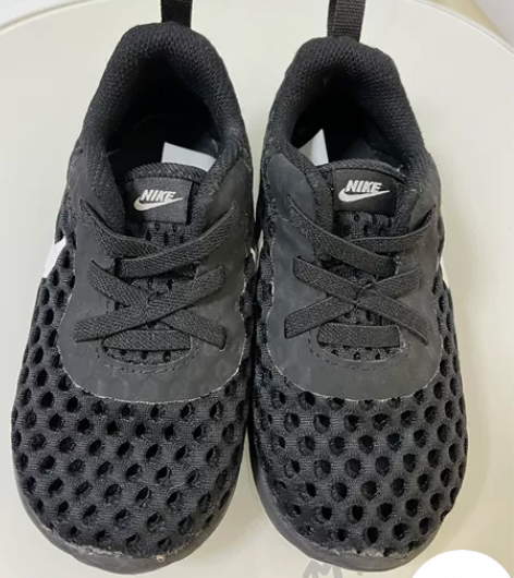 闲置八成新耐克网面 感兴趣的话点“我想要”...