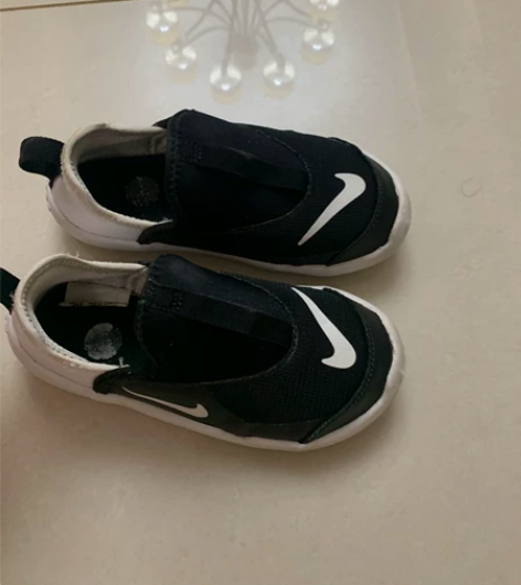 耐克一脚蹬 舒服轻盈 七成新 喜欢的带走 ...