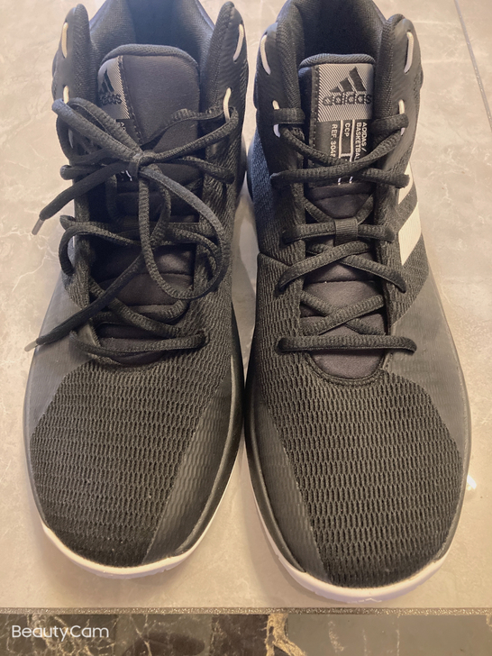 全新adidas男款运动鞋