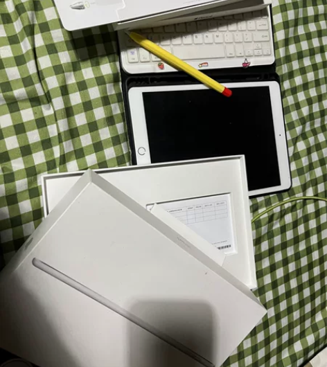 iPad7代wifi版加iPhone电容笔...