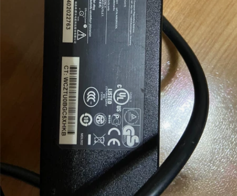 惠普笔记本电脑电源线，当时买了2根，卖了一...