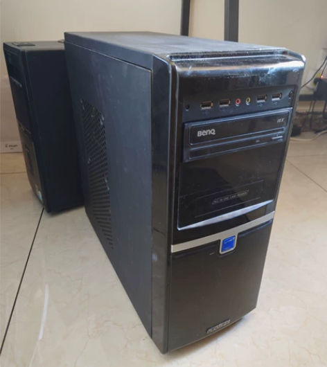 空机箱 完好无磕碰，公司淘汰下来的 仅限自...