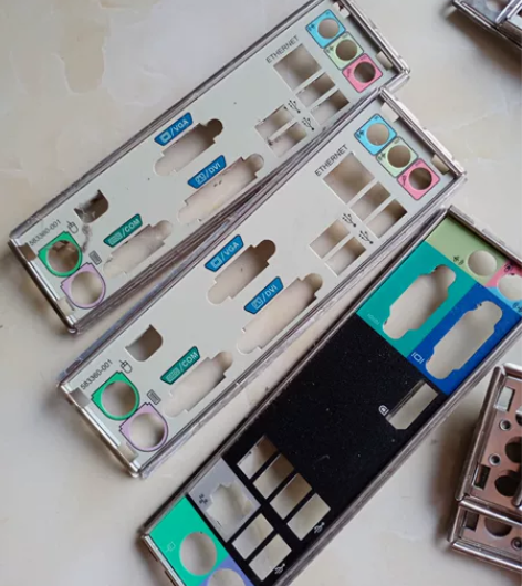 HP品牌机主板挡板，机箱后档板，有一个是D...