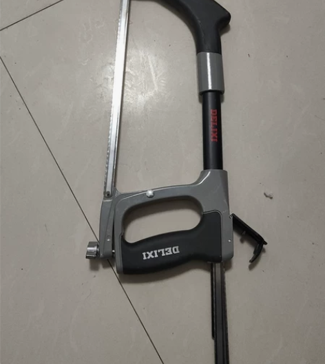 德力西钢锯架手锯弓架钢锯弓铁锯拉花锯木工锯...