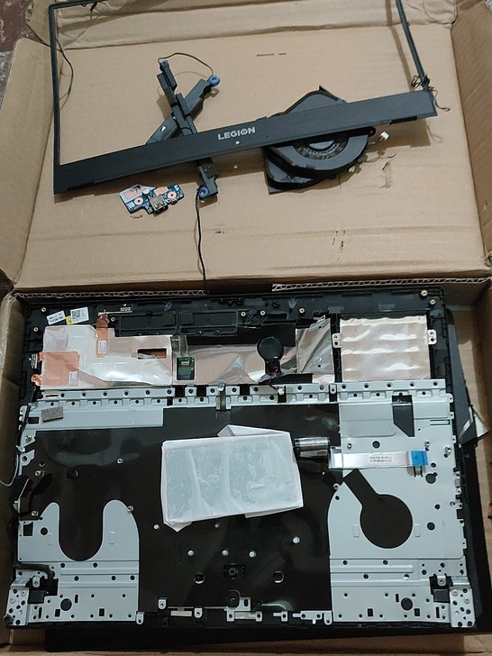 Y7000尸体拆机