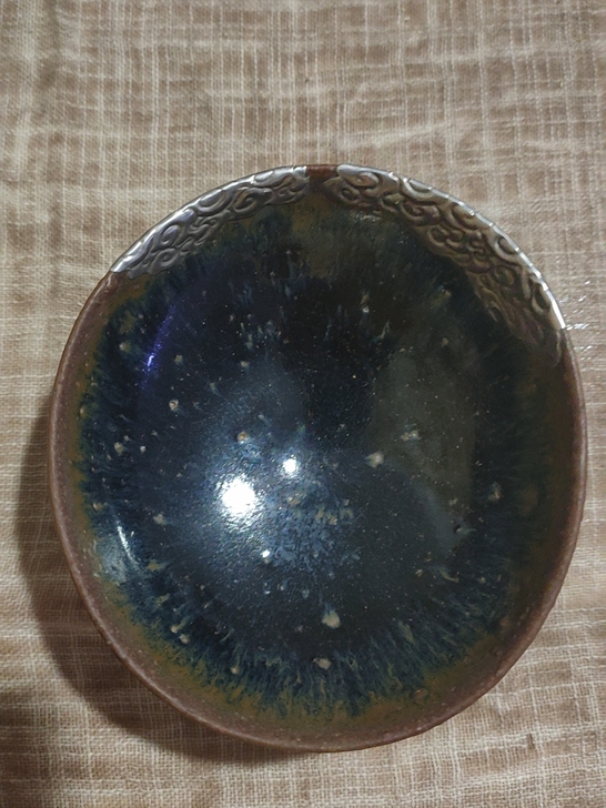 南宋建窑盏，口沿有纯银錾刻修复，行业特殊，...