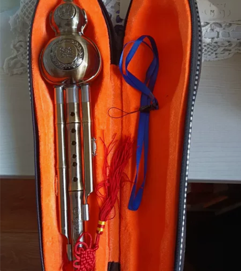 葫芦丝,镀铜c调几乎全新的,不会玩,闲置出...