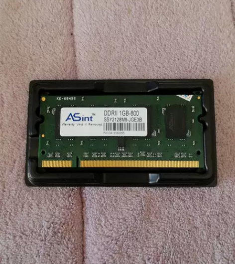 电脑内存 DDRII1G￥27.99