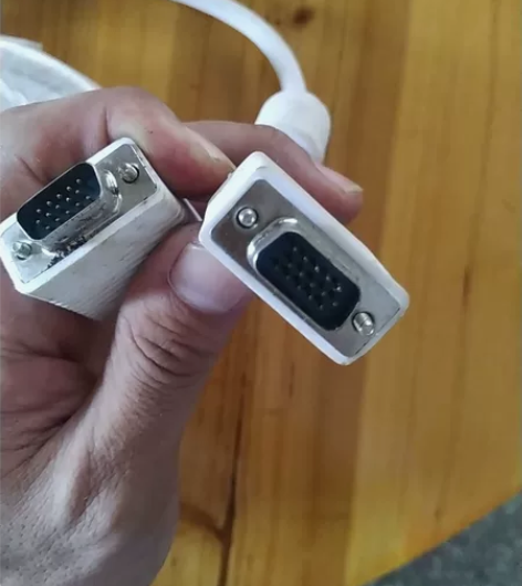 显示器连接线VGA数据线5米 感兴趣的话点...