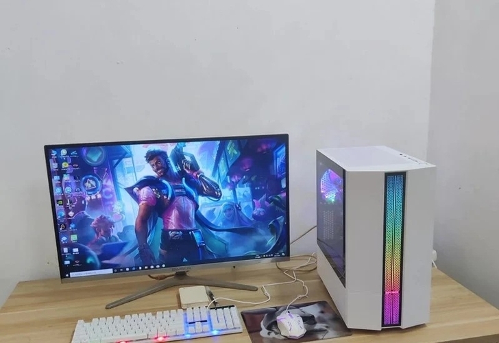 自用90万吃鸡主机独显游戏电脑家用办公组装机