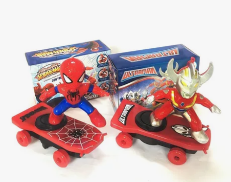 滑板蜘蛛侠玩具车抖音同款儿童电动玩具旋转翻...