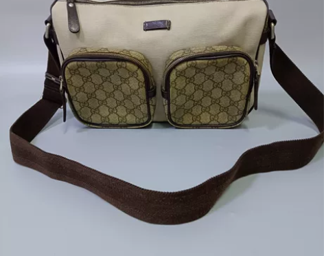 闲置Gucci/古驰 男士单肩包 成色如图...