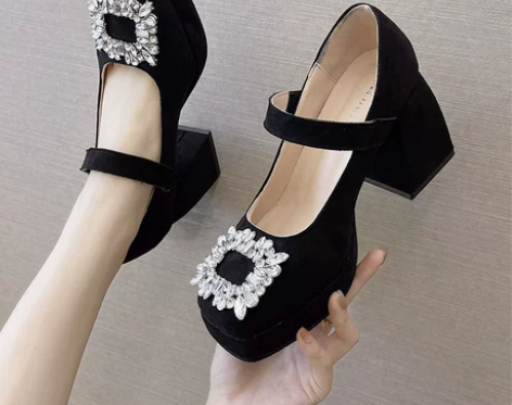 【38活动价】2022春季新款漆皮水钻粗跟...